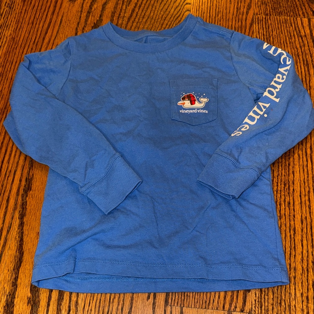 Vineyard Vines Kids Long Sleeve Blue Tee with Whale Logo snow- size 4T